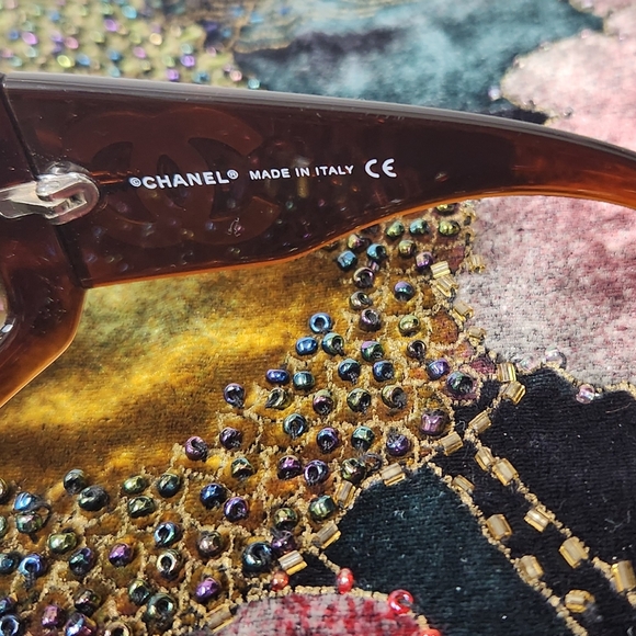 Chanel Sunglasses - Picture 6 of 10